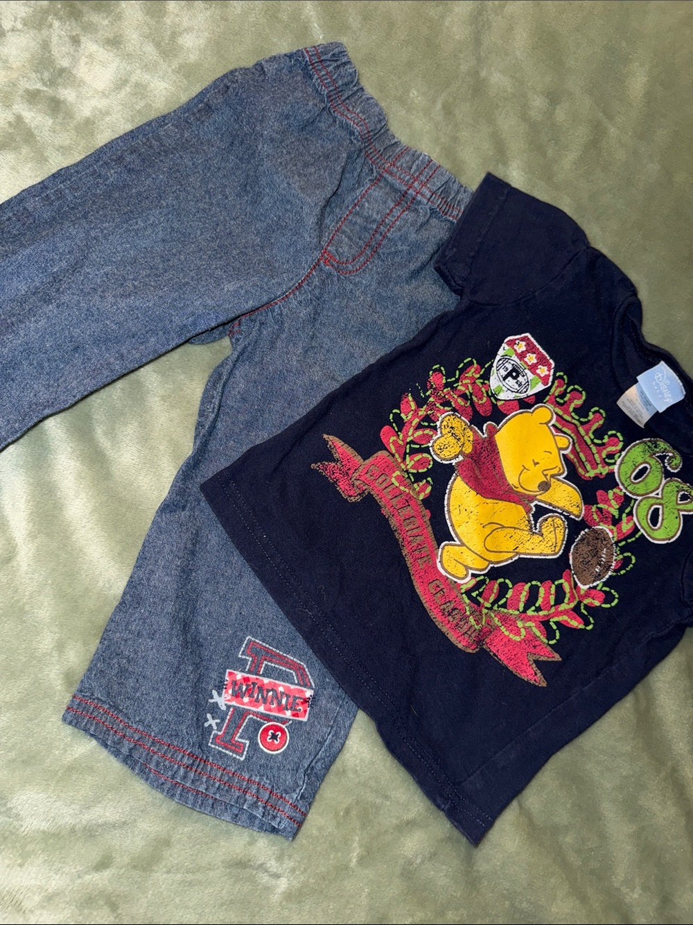 12-18m VTG  Winnie the Pooh Navy Graphic Tee & Denim pants